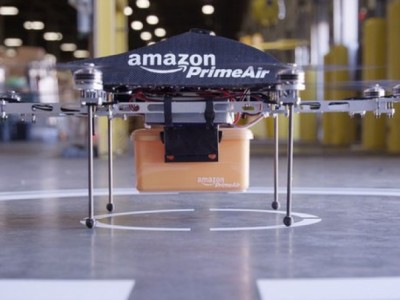  Amazon пуска безпилотен самолет за доставка на стоки