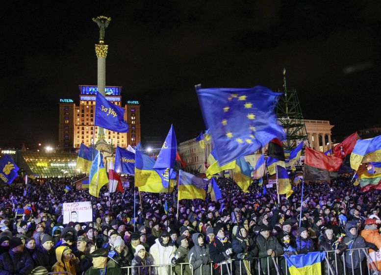 Партията на Янукович: Брюксел и Вашингтон стоят зад безредиците в Киев