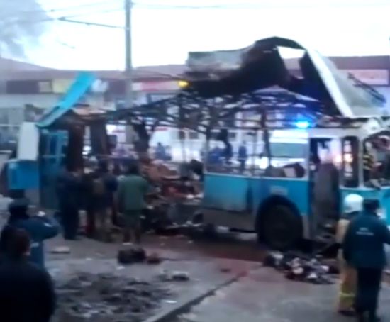 Версия: Бомбата в тролейбуса може да е взривена с дистанционно
