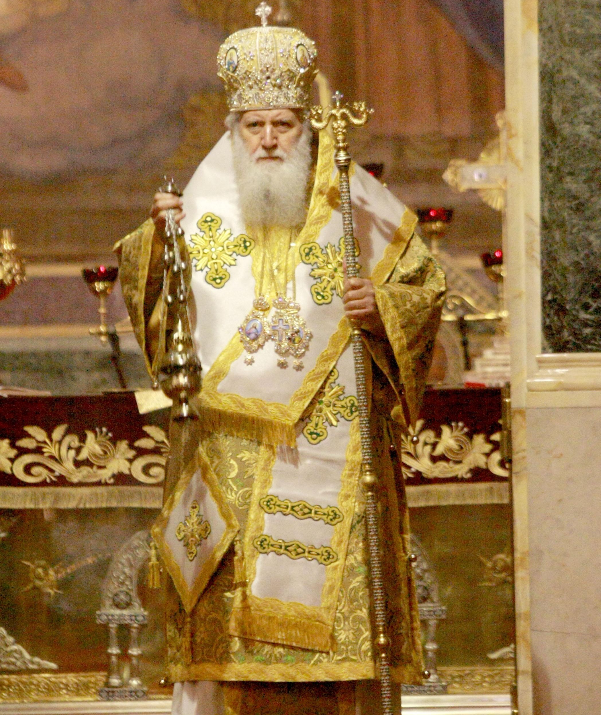 Миряни писаха до патриарха: Има ли пари от Гърция?!