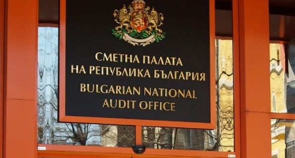 Светльо Хиподила скрил фирмени дялове в декларация пред Сметната палата