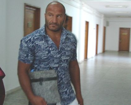 Осъдиха Диян Боксьора за побой над нападател на сина му 