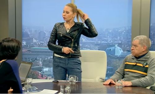 Илиана Беновска: Депутат от &quot;Атака&quot; ме дърпаше за косата и ме риташе да падна на колене