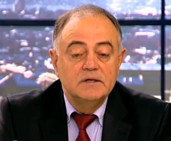 Атанас Атанасов: Проблемът в БСП е, че обръчи от фирми около Първанов са лишени от порции