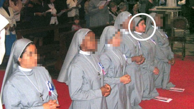 Вижте първата снимка на монахинята, заченала непорочно