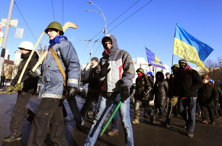 Българите на Майдана викат срещу рекета