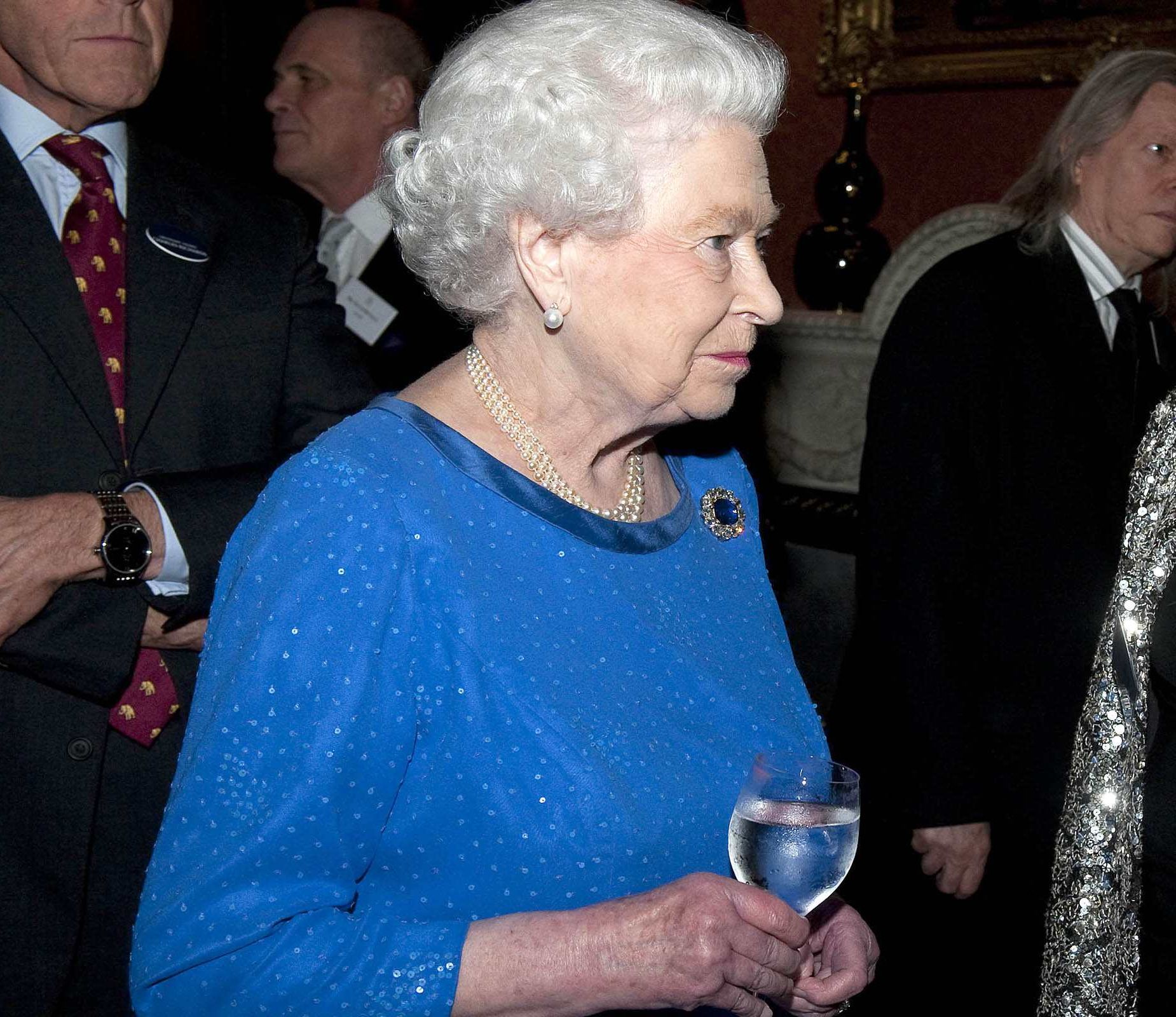 Плевнелиев при британската кралица през март