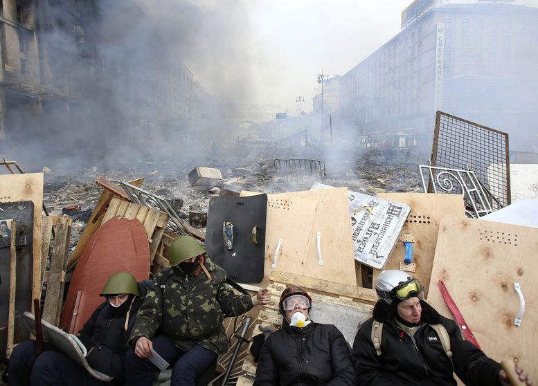 В Киев се възцари напрегнато затишие (НА ЖИВО)