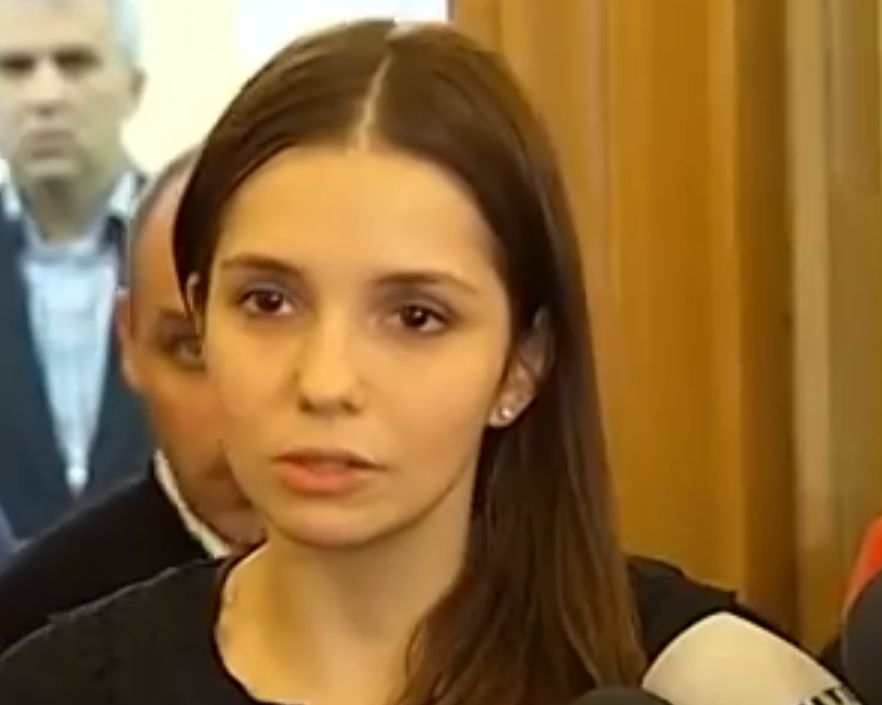 Дъщерята на Тимошенко се веселила в скъпарски хотел в Рим по време на стрелбата на Майдана (ВИДЕО)