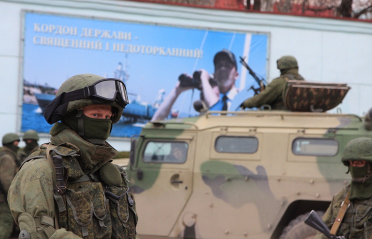 Очевидец: Украински военни напускат поделенията си, минават към самоотбраната 