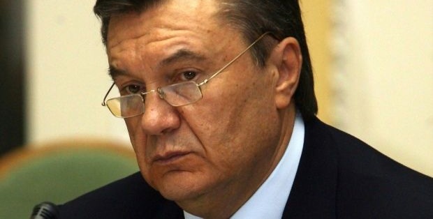 Янукович жив, в болница, зле
