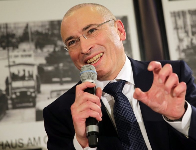 Ходорковски поиска швейцарско поданство 