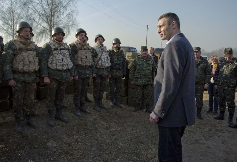 Кличко зове: Военните да отговорят адекватно на опитите за нахлуване в Украйна  