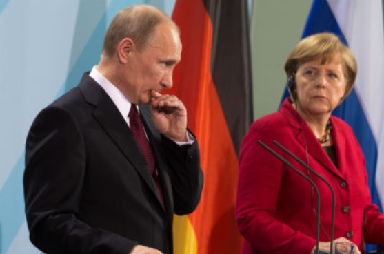 Путин посочи на Меркел как Киев подклажда напрежението в Източна Украйна