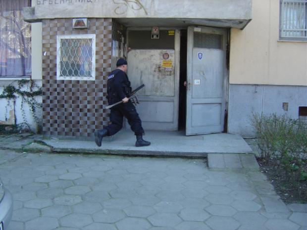 3 години преди Лясковец: Стоян плашеше с взрив, съседи го изселиха