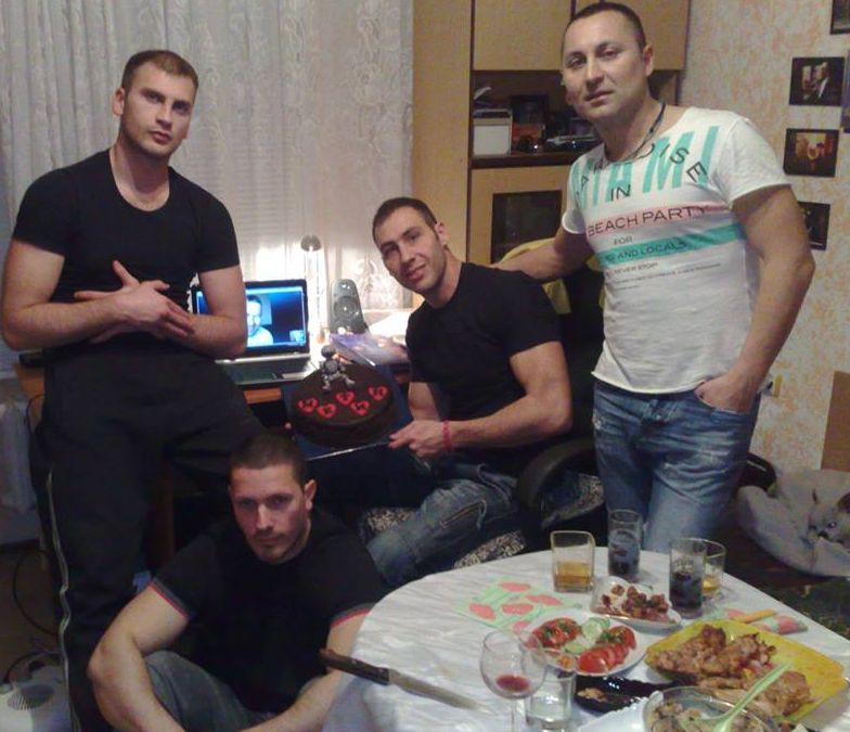 Метин празнува рождения си ден вкъщи с Октай Енимехмедов