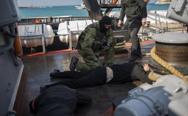 Руски военни завзеха три украински кораба