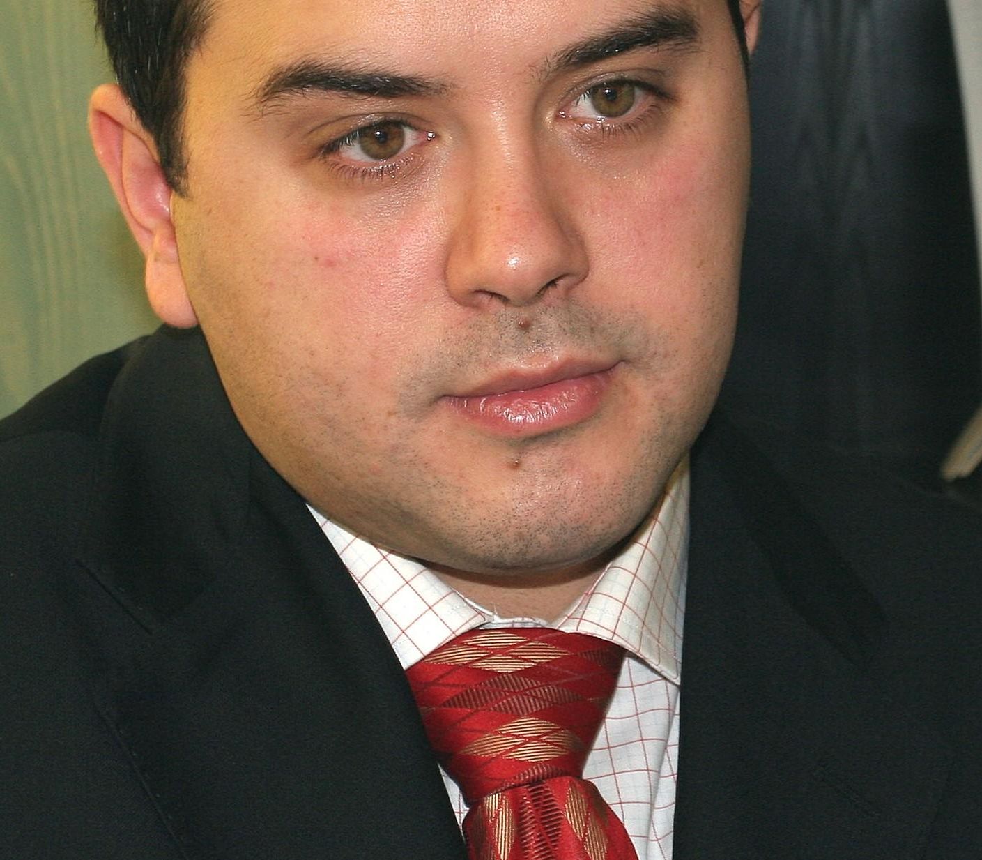 Борислав Манджуков лъгал, че е роднина на Петър Манджуков
