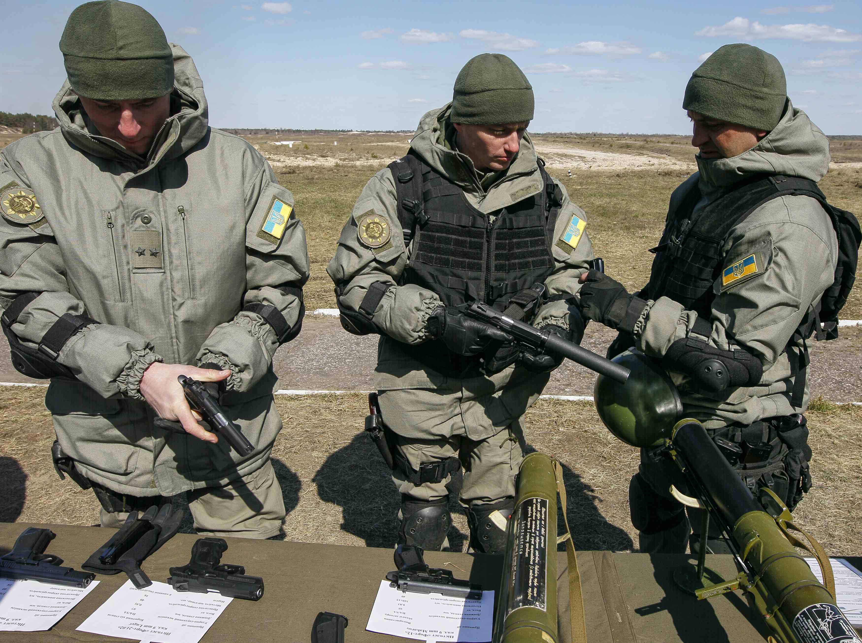 Украински военни на учение у нас