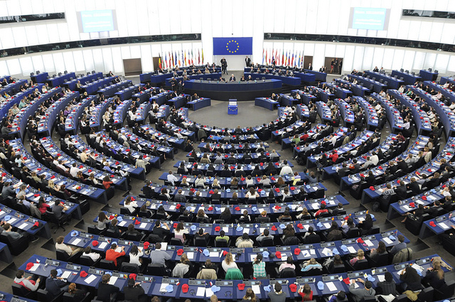 Европарламентът съветва ЕК да ни спре еврофондовете
