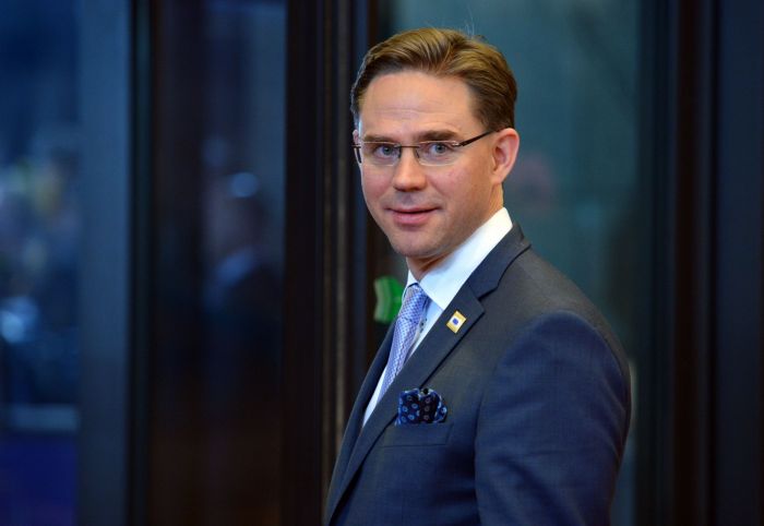 Премиерът на Финландия си тръгва без бой