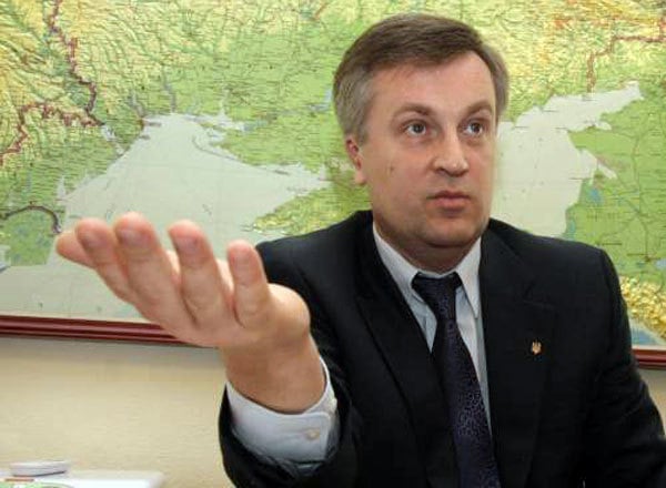 Шеф на тайна служба разкри как Янукович е успял да избяга