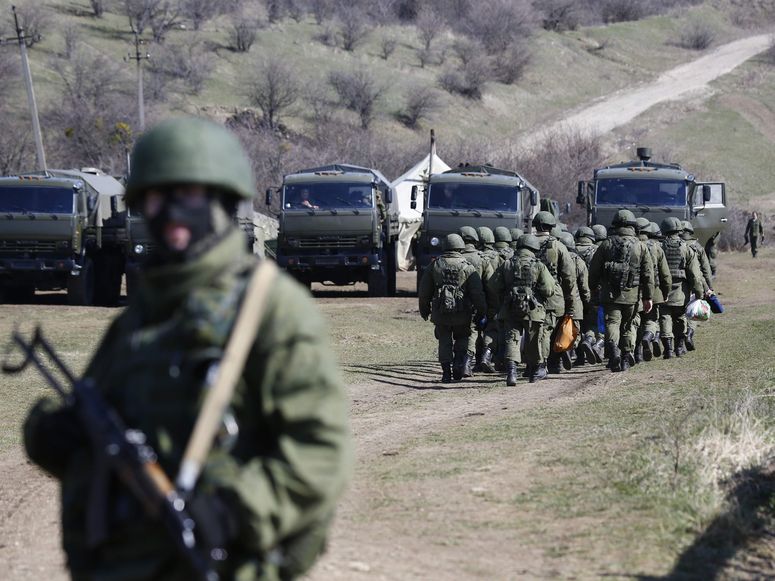 Дипломат на САЩ: По границата с Украйна има десетки хиляди руски войници 