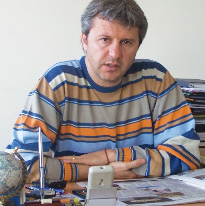 Бившият кмет на Струмяни заряза БАСТА, пише стратегия на Бареков