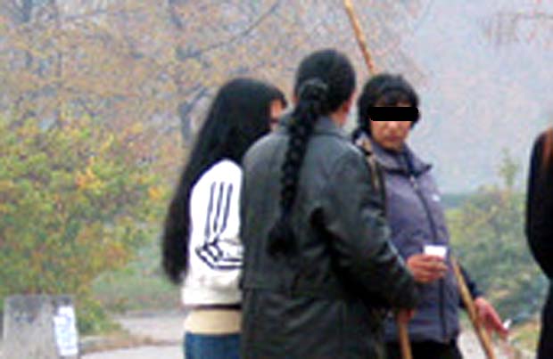 Ред и чистота: Проститутките в Петрич яхнаха метлите