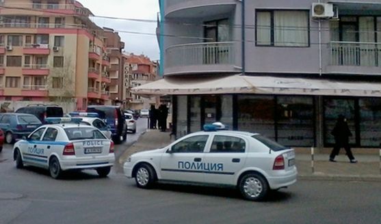 Тежко въоръжени полицаи атакуваха хотел „Лагун“ в Поморие