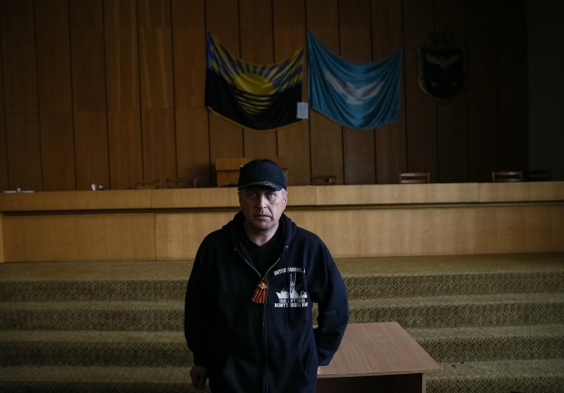 Кметът на Славянск въведе полицейски час 
