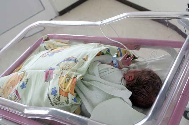 Бебе гигант - 5,6 кг, се роди в Бургас