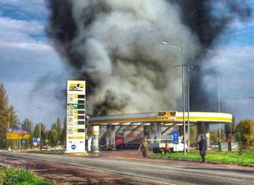 Взрив на бензиностанция в Украйна погуби четирима (ВИДЕО)