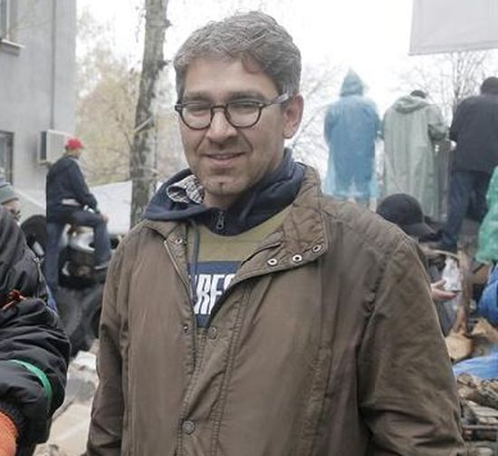Журналистът Островски, който беше отвлечен в Славянск: Малтретираха ме!