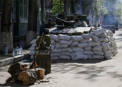 Наблюдателите от ОССЕ използвани като „жив щит” от проруски сепаратисти