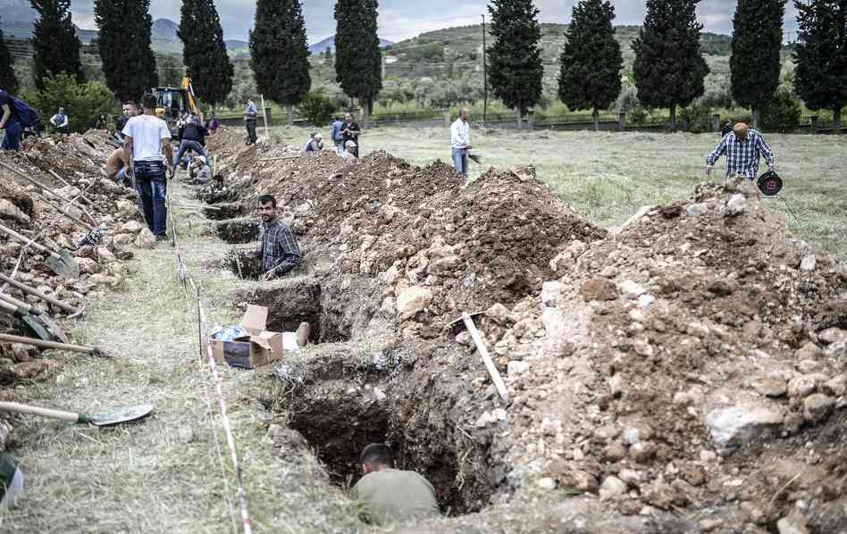 Трима с обвинения за мината-гроб в Турция