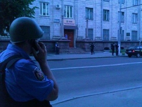 Въоръжени хора взеха активисти на &quot;Десен сектор&quot; за заложници в Житомир  