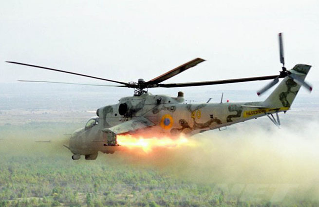 Сепаратистите свалиха хеликоптер и самолет край Славянск (ВИДЕО)