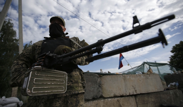 Украинската армия щурмува Славянск с тежка техника
