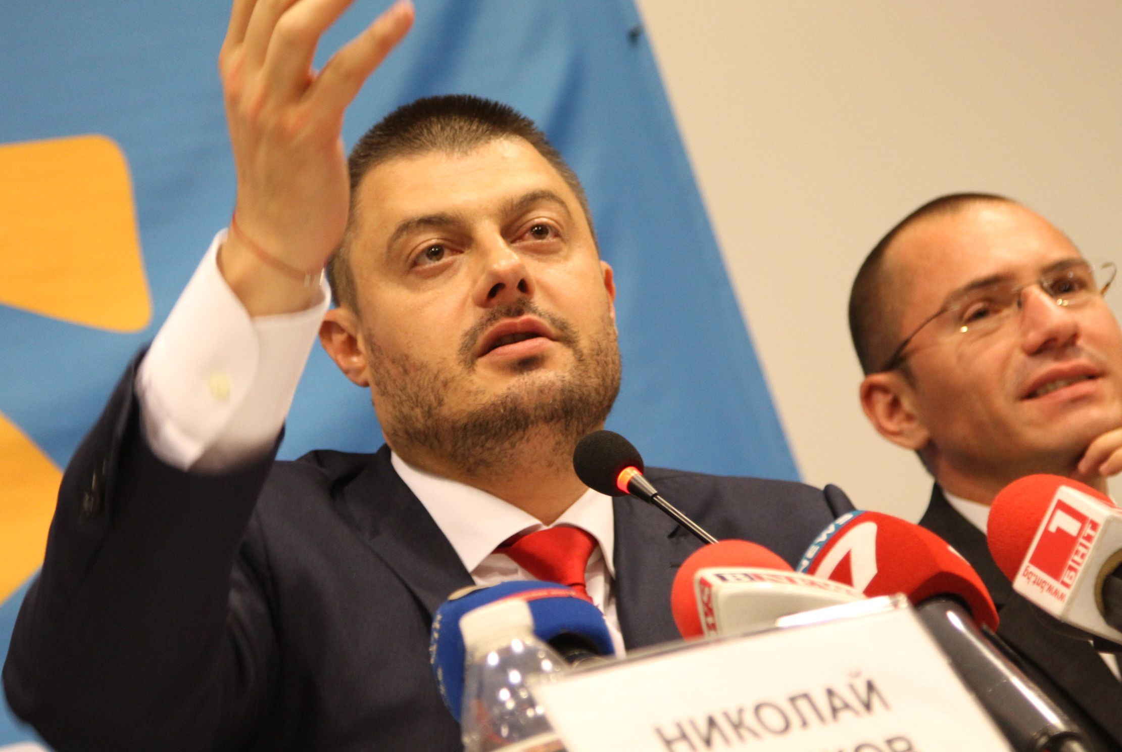 Бареков: Избори през юли обслужват интересите на ГЕРБ и ДПС