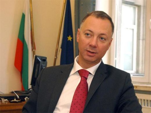 Министър Желязков посочи как се променя 60/40 за транспортния бранш 
