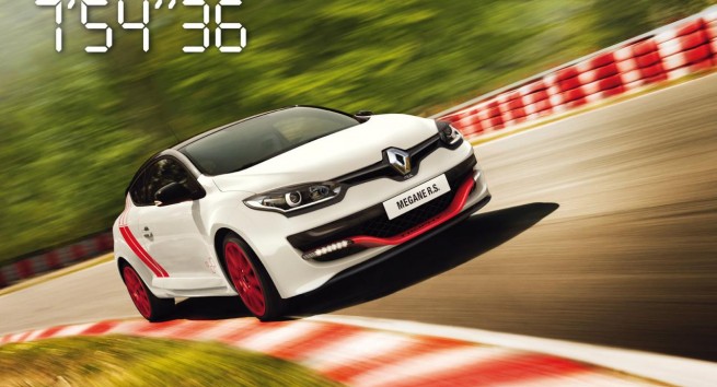  Renault успя – подобри рекорд на Нюрбургринг (ВИДЕО)