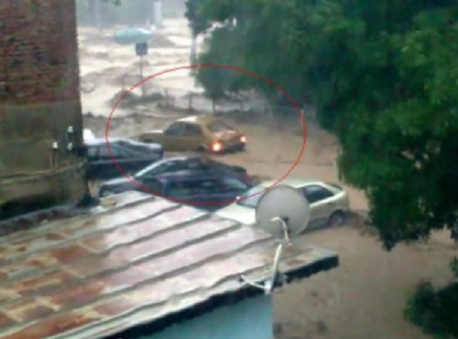 Ново кошмарно ВИДЕО от потопа във Варна