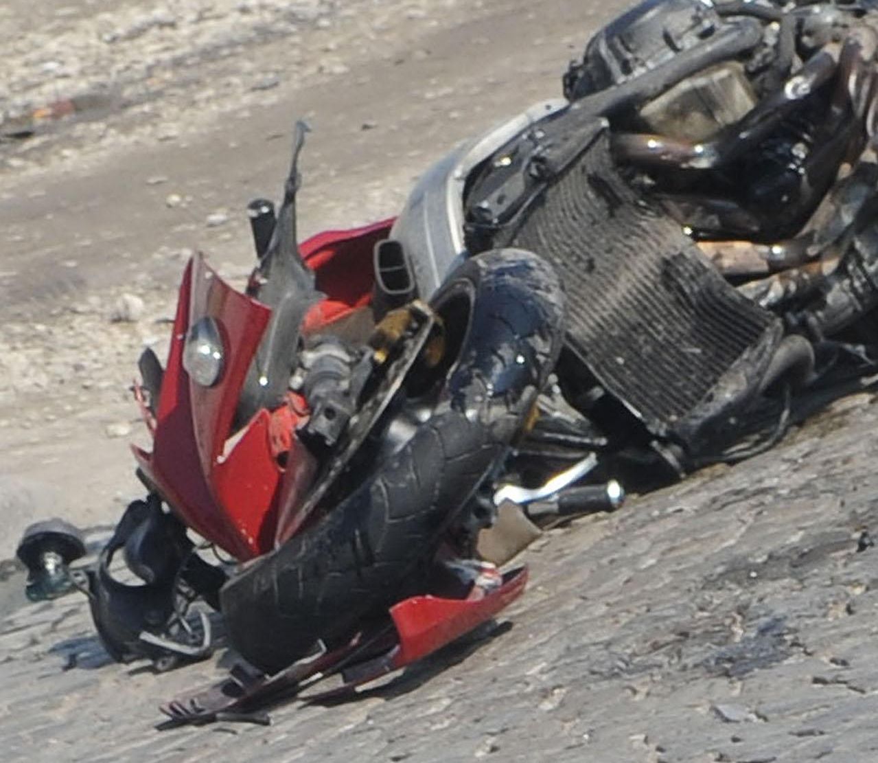 Моторист без книжка пострада тежко в катастрофа край Самуил