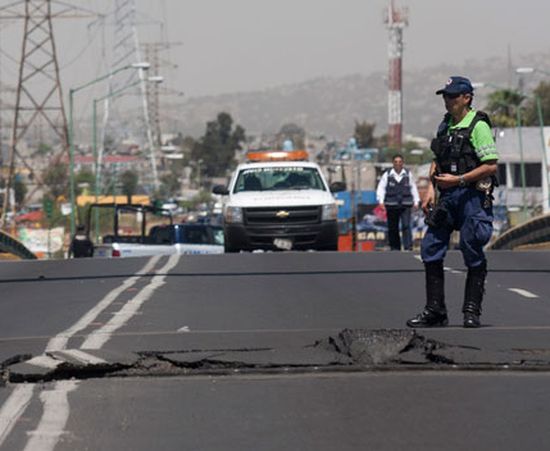 Земетресението между Мексико и Гватемала е повредило сгради 