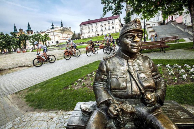 Издигат първия паметник на Швейк в родната му Чехия