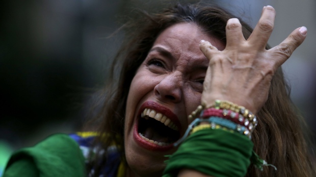 Вижте как се гаврят с Бразилия в Туитър след позора с Германия (СНИМКИ)