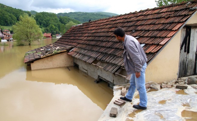 Жена гасне в реанимацията в Добрич след наводнението