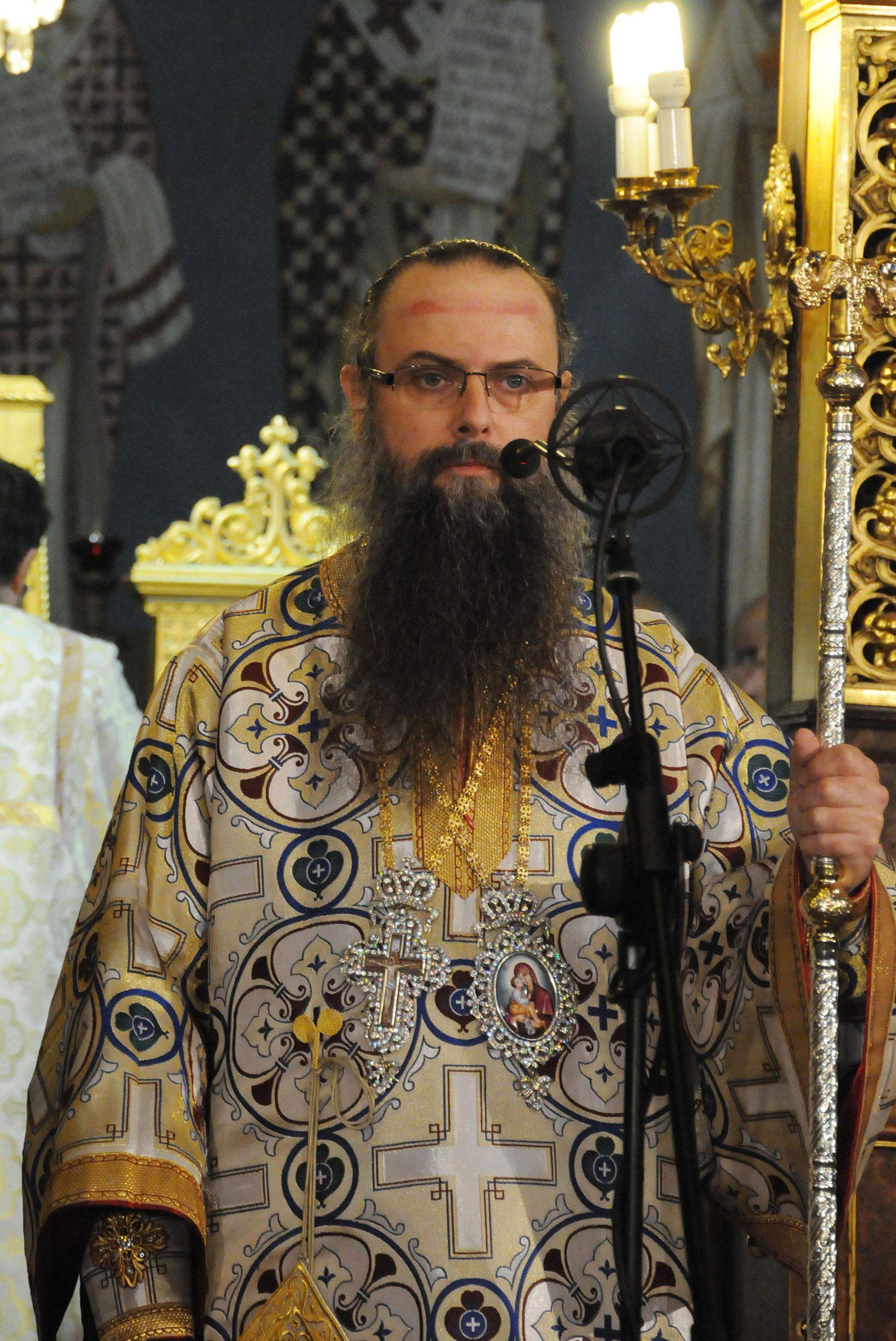 Дъщерята на отец Амбарев: Свещеници от Пловдив отказаха да опеят баща ми – страхували се от митрополит Николай!