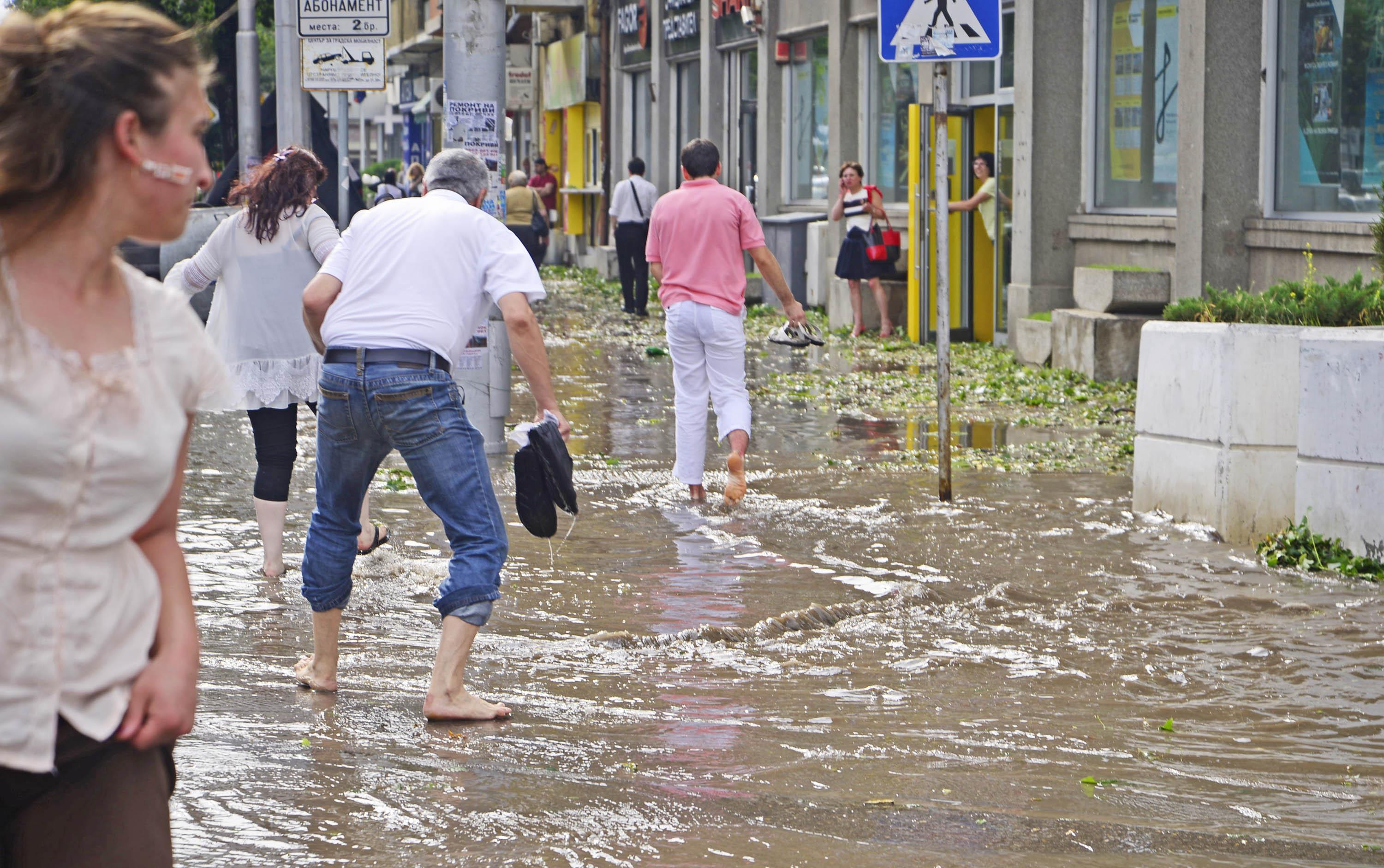 Прогноза: Вероятността от градушка в София днес по обед е 43%